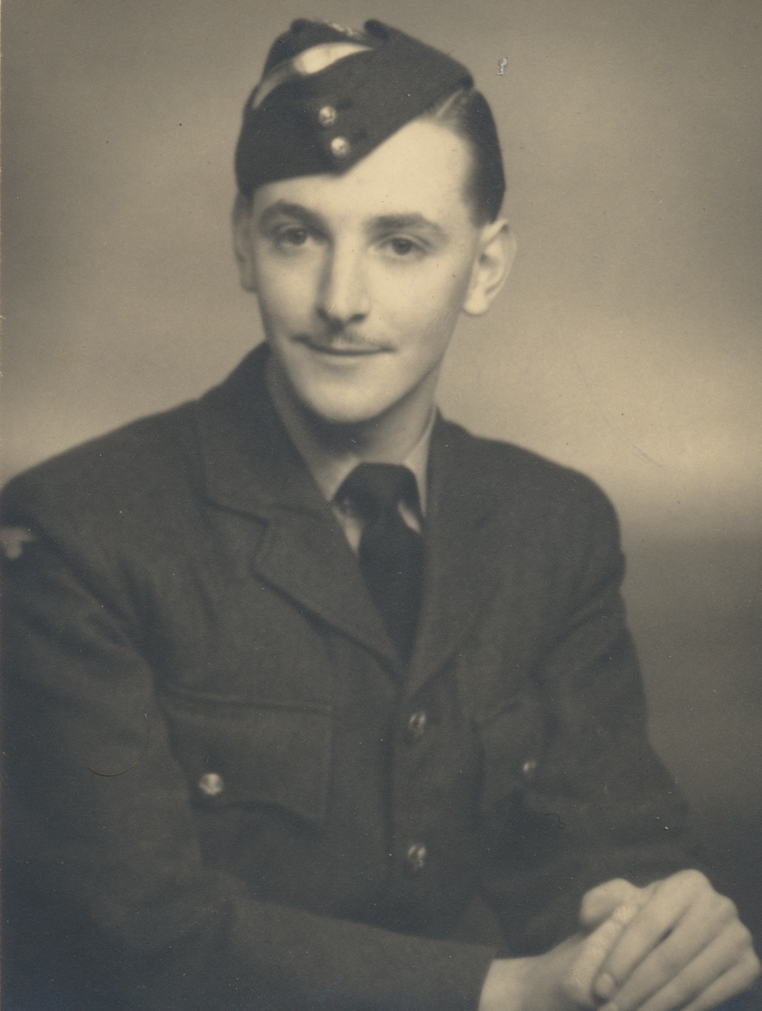 Les Leston in RAF uniform during Second World War era shown in historic archival photograph